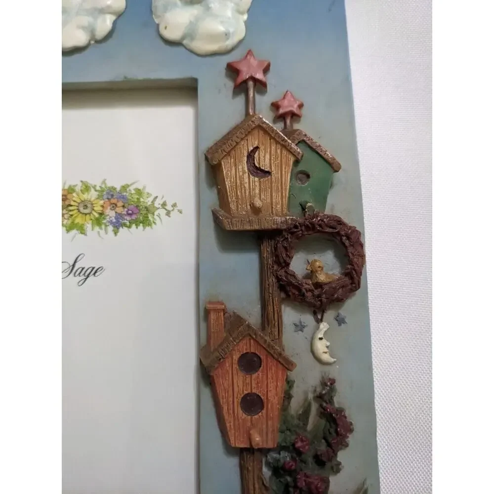 Vintage Wild Flowers Welcome Picture Photo Frame Resin 3-D Bird House